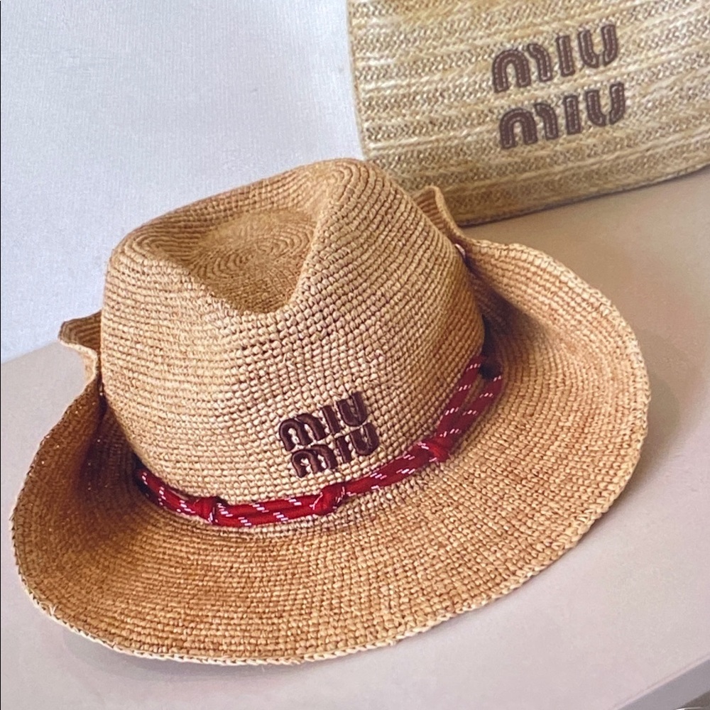 Classic Miu Miu Sun Straw Hat - Picture 4 of 8